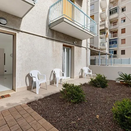 Apartment Azzurro Loano